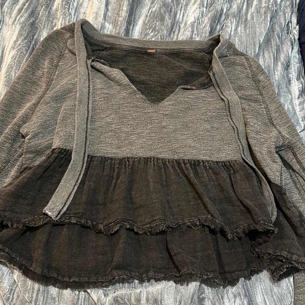 FREE PEOPLE long sleeve sweater